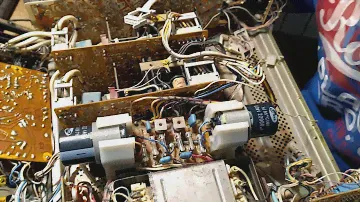 Меняем конденсаторы на усилителе КОРВЕТ 100У